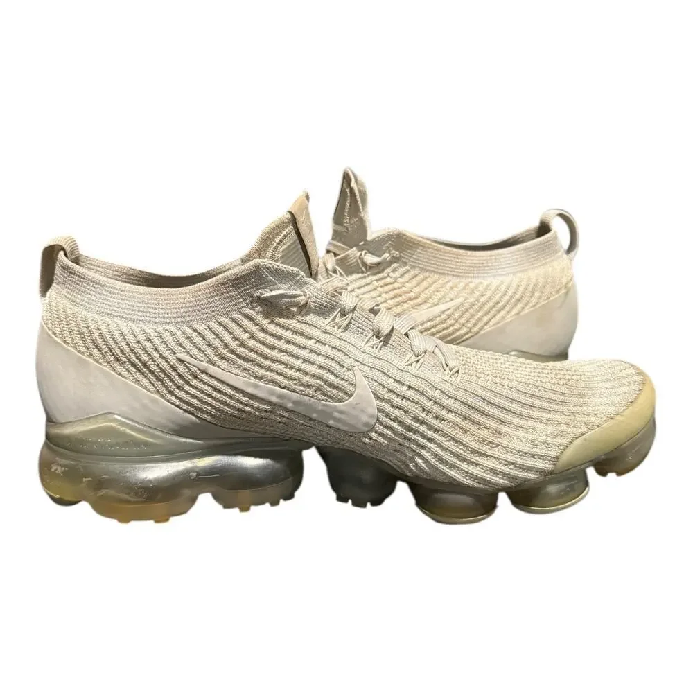 Nike Air VaporMax Flyknit Shoes Pure Platinum AJ6910 100 Gray Women's Size 10.5